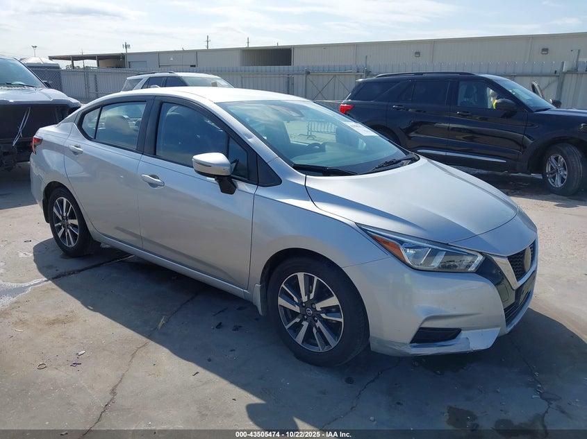 NISSAN VERSA SV XTRONIC CVT