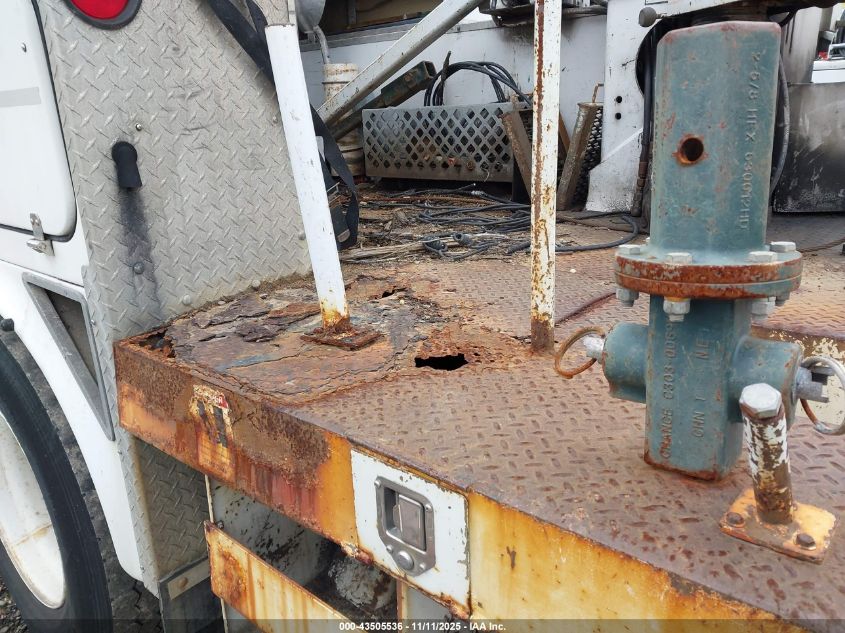 2009 Ford F-750 Xl/Xlt VIN: 3FRXF75T89V123996 Lot: 43505536