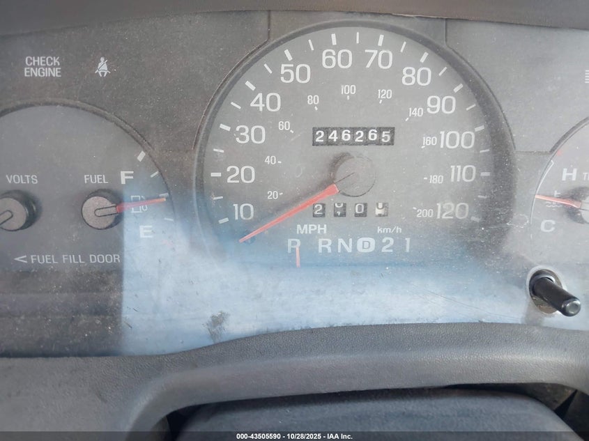 2MEFM75W2YX736101 2000 MERCURY GRAND MARQUIS photo no. 7