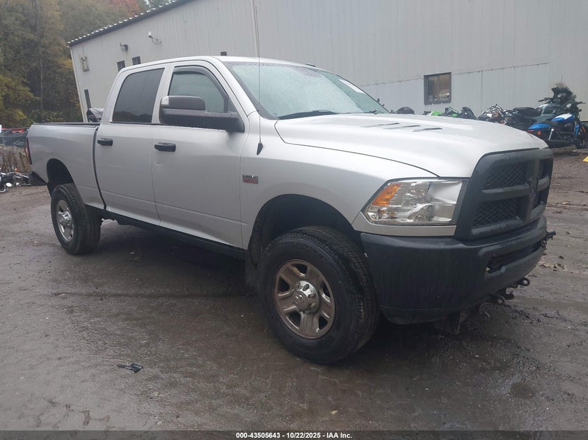 RAM 2500 TRADESMAN 4X4 6 4 BOX