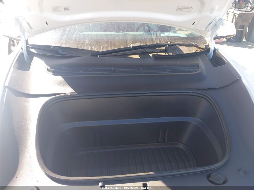 2026 Tesla Model Y Long Range Dual Motor All-Wheel Drive/Long Range Launch Series VIN: 7SAYGDEE9TA461276 Lot: 43505666