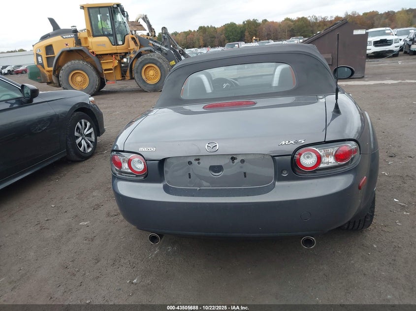 2007 Mazda Mx-5 Touring VIN: JM1NC25F470131206 Lot: 43505688