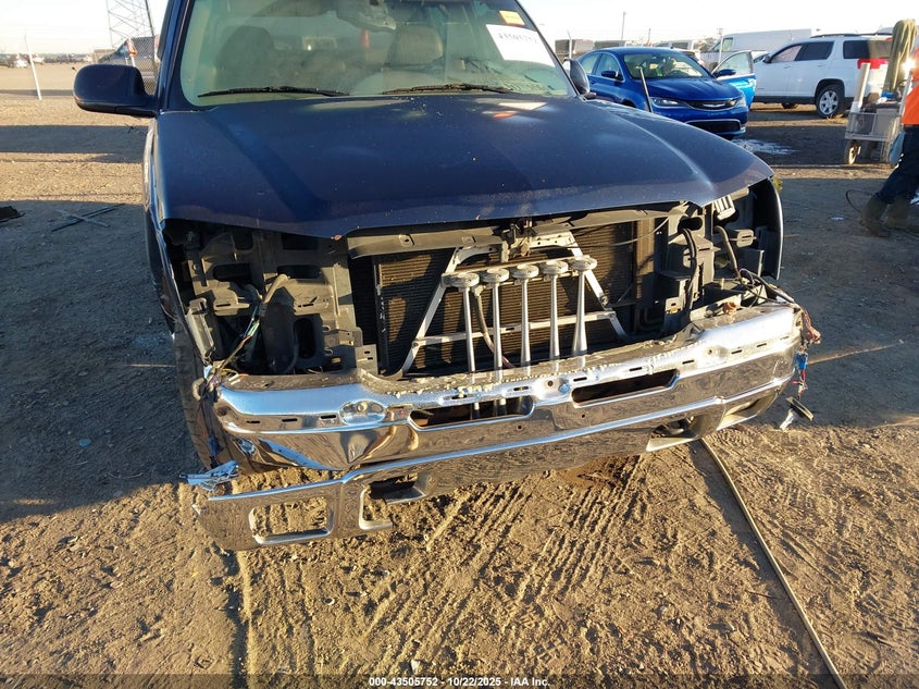 2004 Chevrolet Avalanche 1500 VIN: 3GNEC12T74G198952 Lot: 43505752