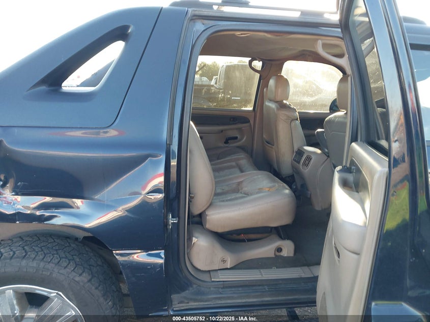 2004 Chevrolet Avalanche 1500 VIN: 3GNEC12T74G198952 Lot: 43505752