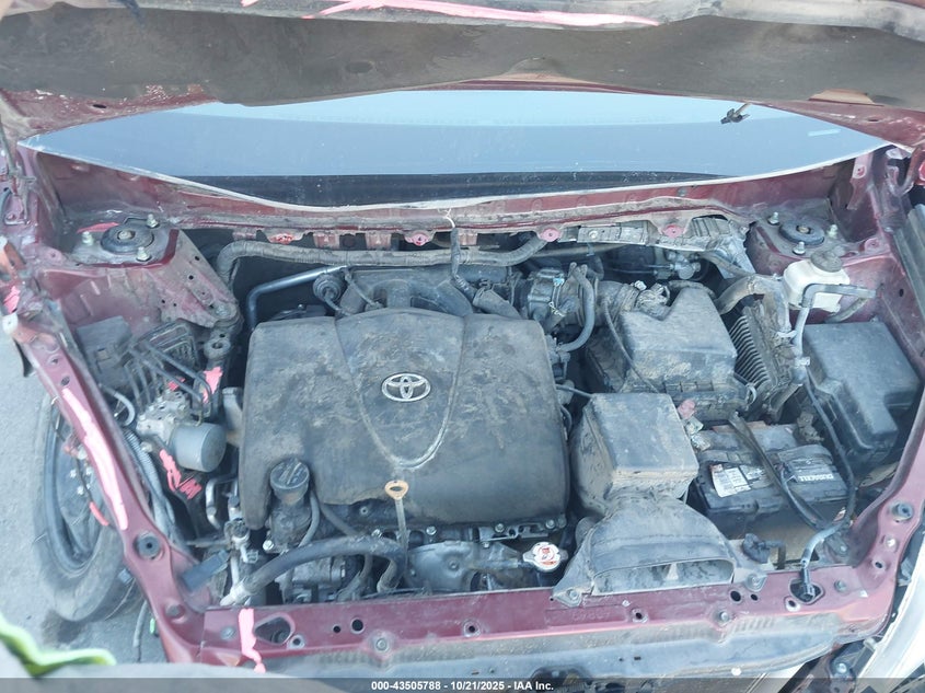 2017 TOYOTA SIENNA XLE 8 PASSENGER 5TDYZ3DC5HS818105