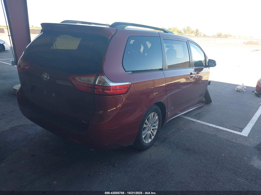 2017 TOYOTA SIENNA XLE 8 PASSENGER 5TDYZ3DC5HS818105
