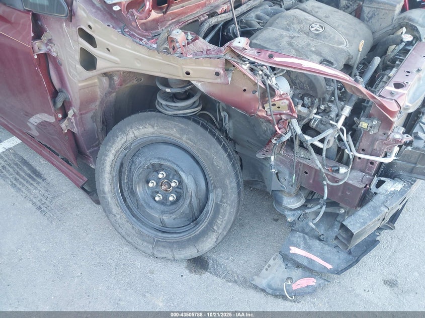 2017 TOYOTA SIENNA XLE 8 PASSENGER 5TDYZ3DC5HS818105