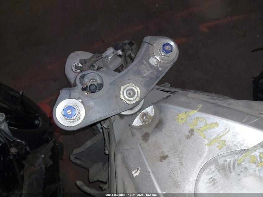 2014 Suzuki Gsx-R750 VIN: JS1GR7MA3E2100888 Lot: 43505888