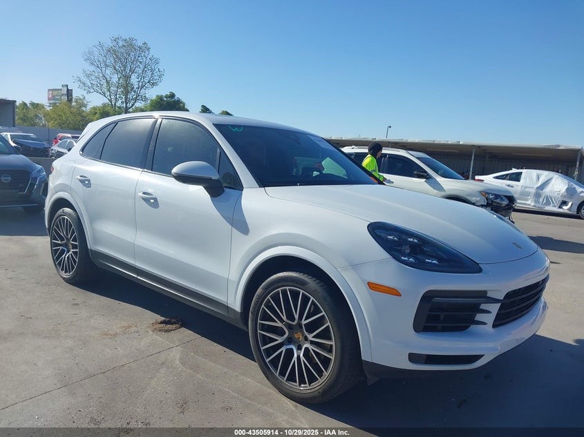 PORSCHE CAYENNE