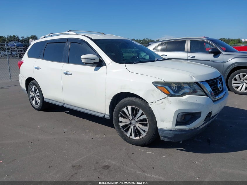 NISSAN PATHFINDER SV