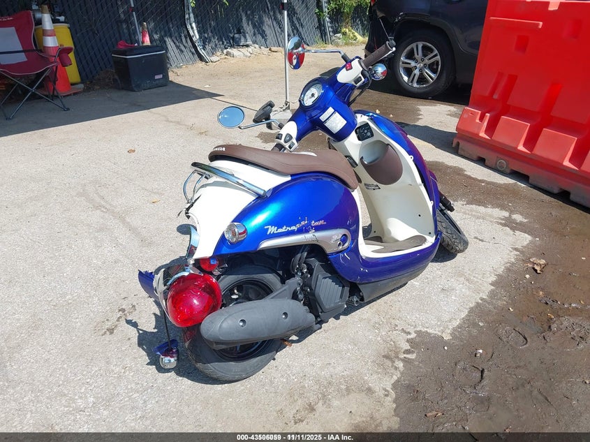 JH2AF7715RK702690 2024 HONDA NC photo no. 4