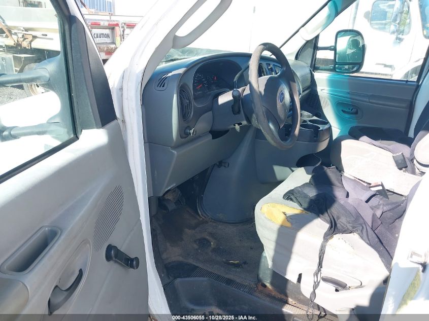 2007 Ford E-450 Cutaway VIN: 1FDXE45S17DA47439 Lot: 43506055