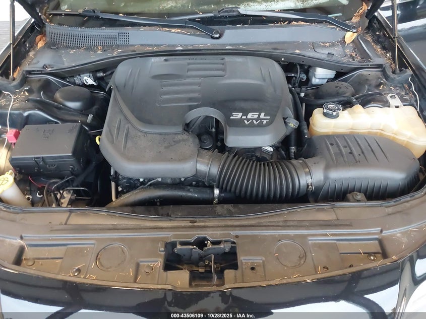 2C3CCAAG5CH273171 2012 CHRYSLER 300 photo no. 10