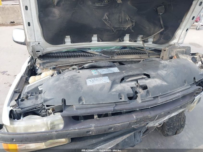 2002 Chevrolet Silverado 1500 Lt VIN: 2GCEK19T321198261 Lot: 43506177