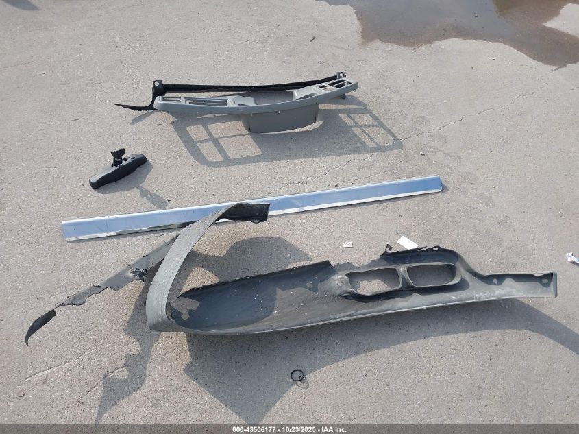 2002 Chevrolet Silverado 1500 Lt VIN: 2GCEK19T321198261 Lot: 43506177