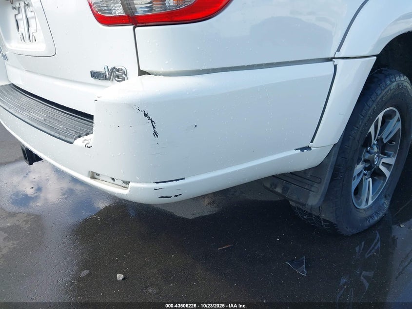 2005 Toyota Sequoia Sr5 V8 VIN: 5TDZT34A85S255986 Lot: 43506226