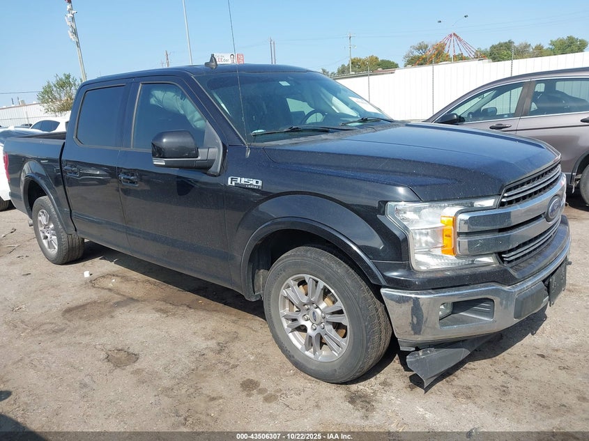 FORD F-150 LARIAT