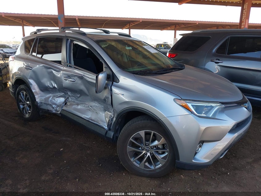 TOYOTA RAV4 HYBRID XLE