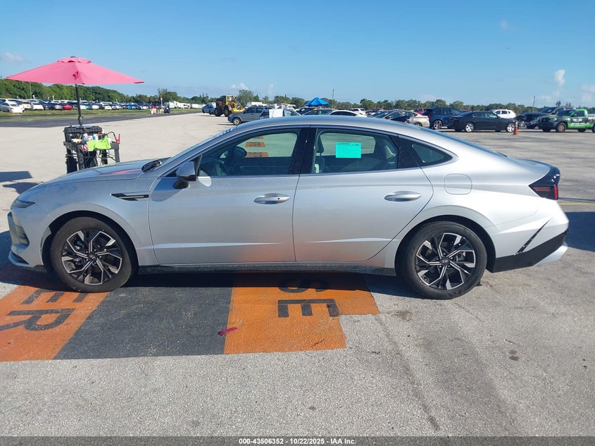 2025 HYUNDAI SONATA SEL KMHL64JA4SA456957