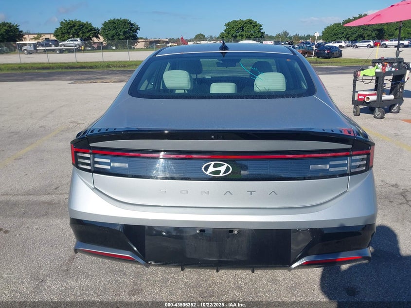 2025 HYUNDAI SONATA SEL KMHL64JA4SA456957