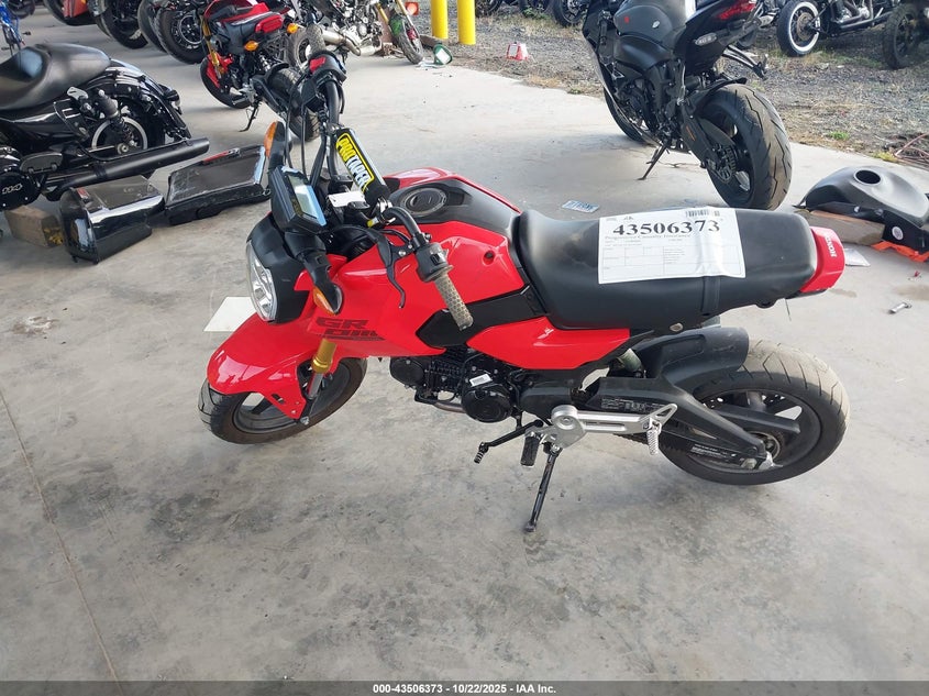 2025 Honda Grom 125 VIN: MLHJC9213S5301600 Lot: 43506373