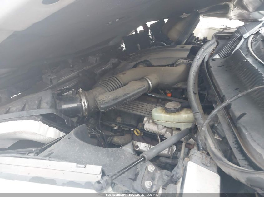 2003 Lincoln Town Car Executive VIN: 1LNHM81W93Y684525 Lot: 43506391