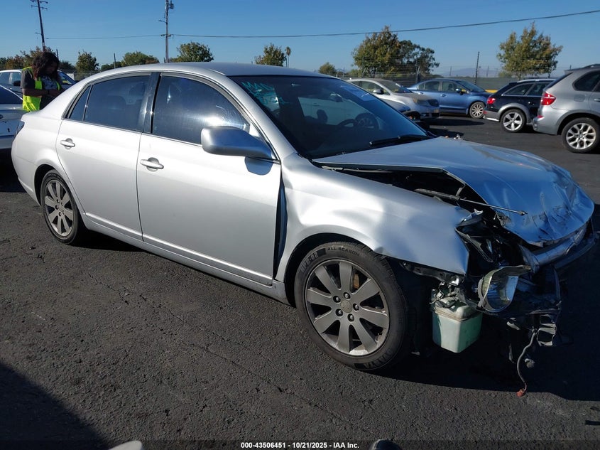 2005 TOYOTA AVALON TOURING