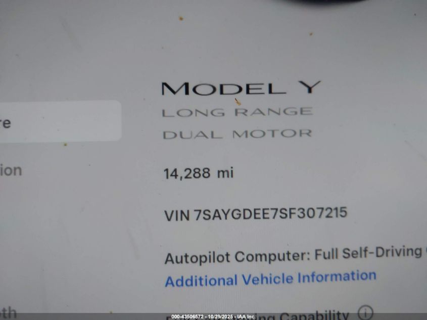 2025 Tesla Model Y Long Range Dual Motor All-Wheel Drive VIN: 7SAYGDEE7SF307215 Lot: 43506572