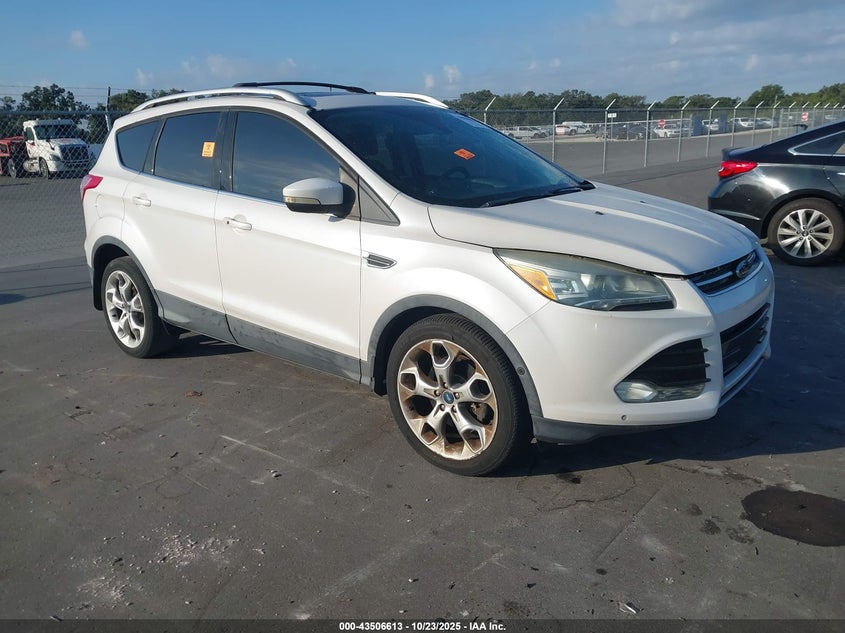 FORD ESCAPE TITANIUM