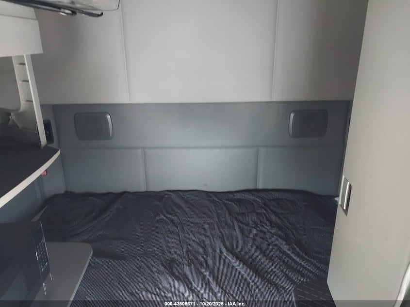 1XKYDP9X4JJ19107 2018   photo no. 6