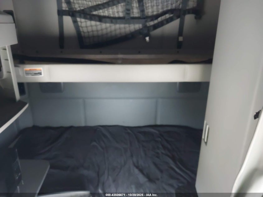 1XKYDP9X4JJ19107 2018   photo no. 7