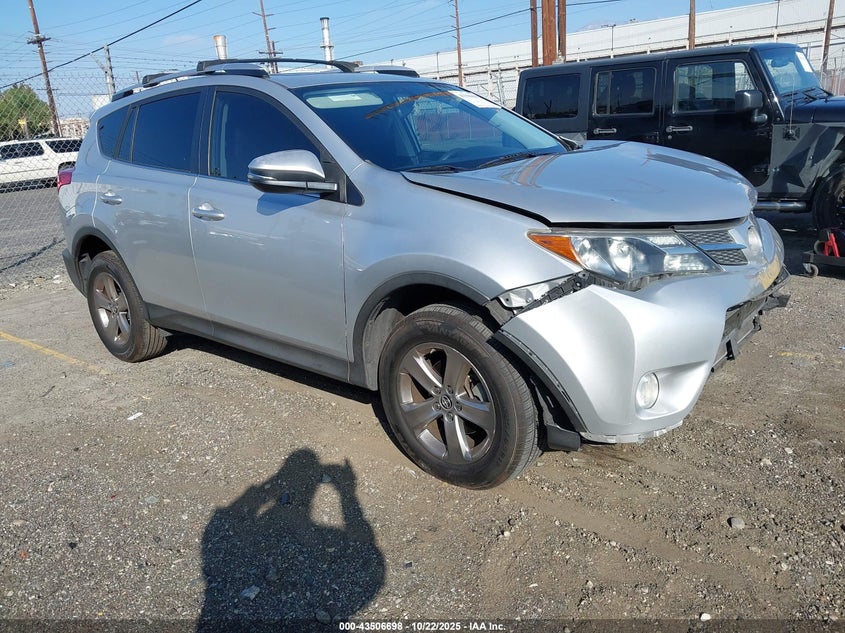 TOYOTA RAV4 XLE