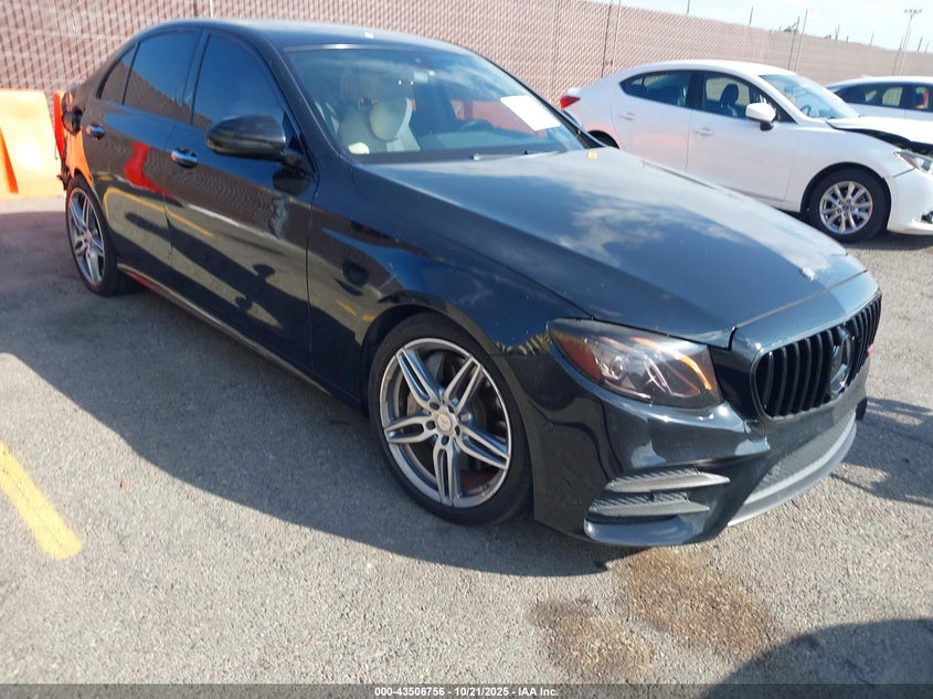 MERCEDES-BENZ E-CLASS E 300