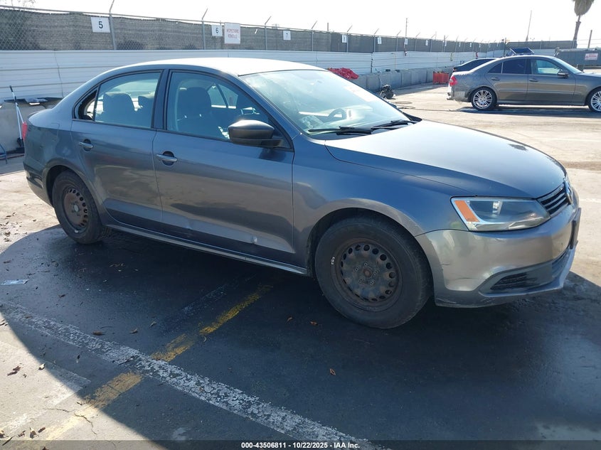 VOLKSWAGEN JETTA 2.0L S