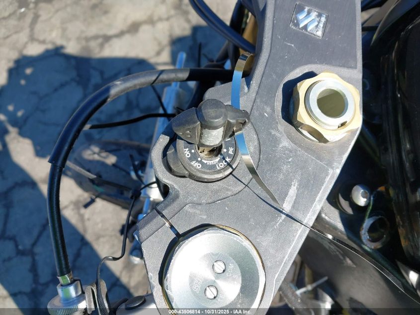 2016 Suzuki Gsx-R750 VIN: JS1GR7MA1G2100472 Lot: 43506814