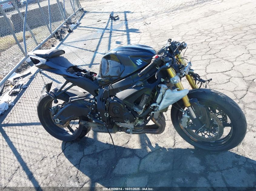 2016 Suzuki Gsx-R750 VIN: JS1GR7MA1G2100472 Lot: 43506814