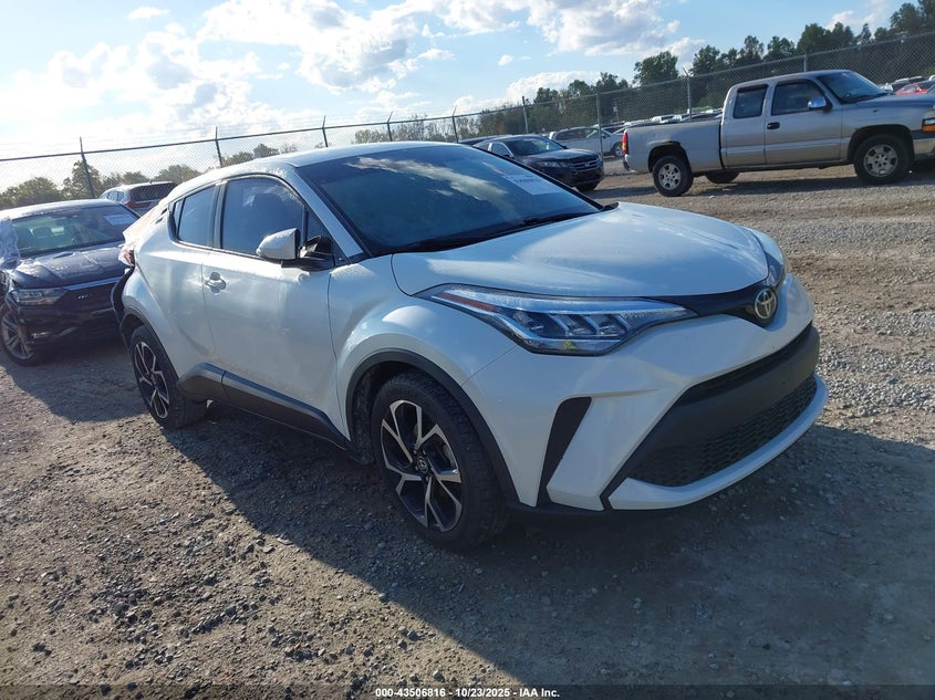 TOYOTA C-HR XLE