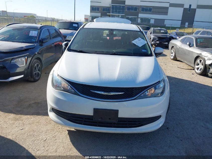 2017 Chrysler Pacifica Touring VIN: 2C4RC1DG8HR608975 Lot: 43506822