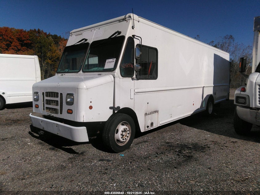 2015 Ford F-59 Commercial Stripped white other gasoline 1F66F5KY4F0A04265 photo #3