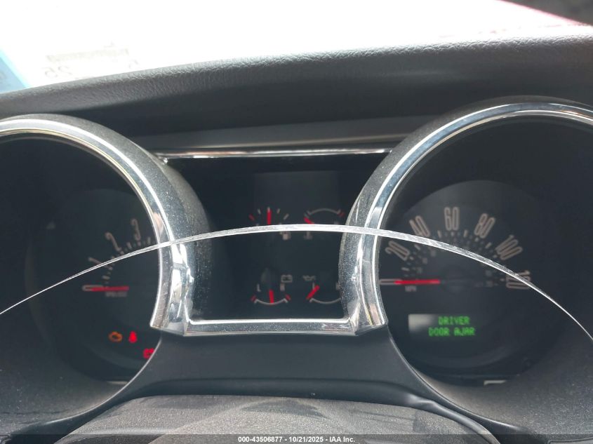 2008 Ford Mustang V6 Deluxe/V6 Premium VIN: 1ZVHT84N685182555 Lot: 43506877