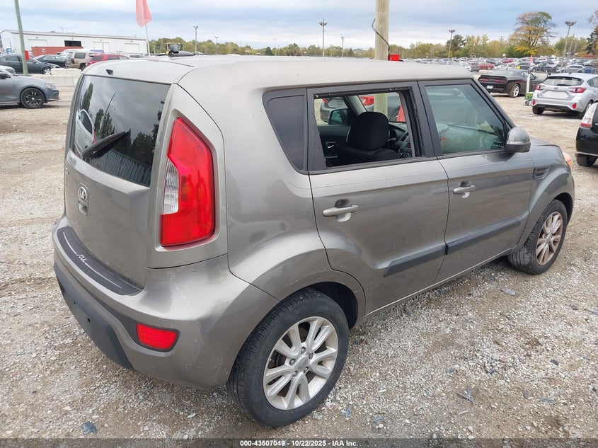 2013 KIA SOUL + KNDJT2A62D7496796