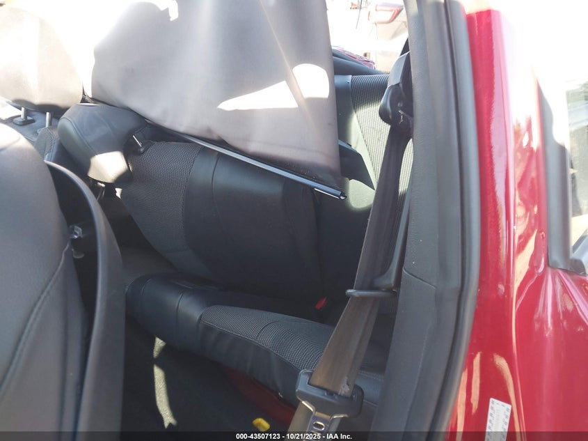 2016 HYUNDAI VELOSTER KMHTC6AD5GU280473