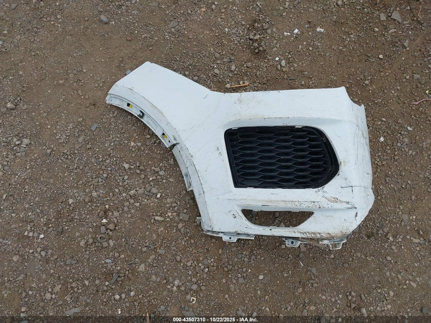 JAGUAR E-PACE - zdjęcie 12