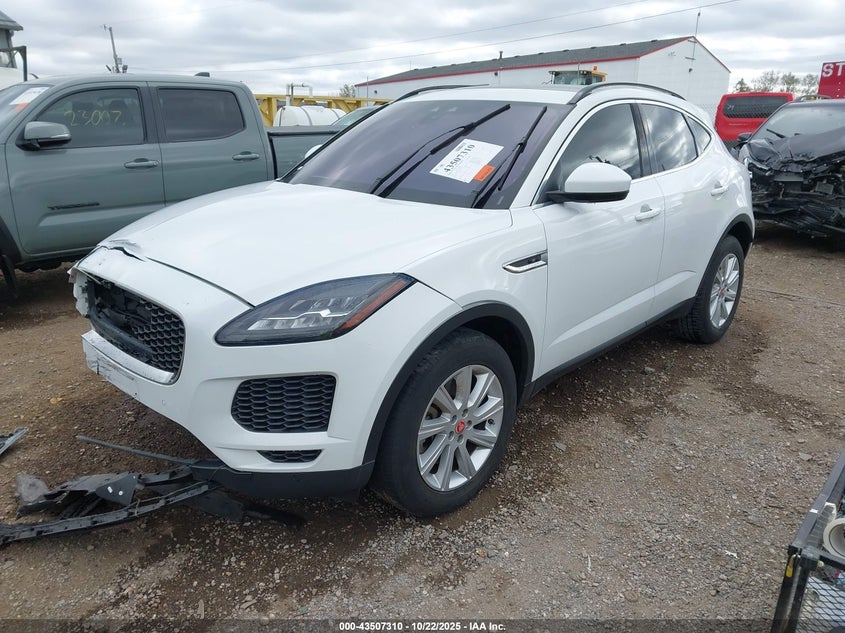JAGUAR E-PACE - zdjęcie 2