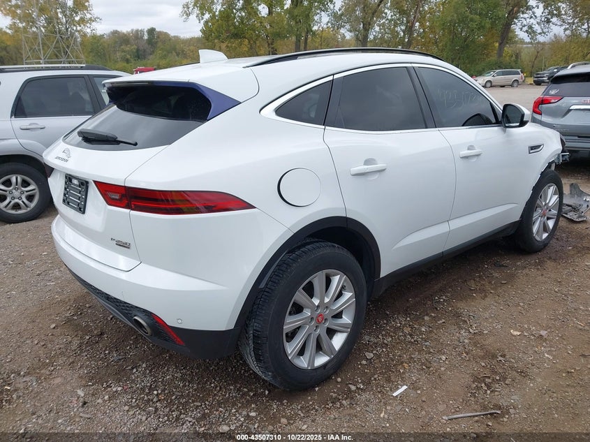 JAGUAR E-PACE - zdjęcie 4