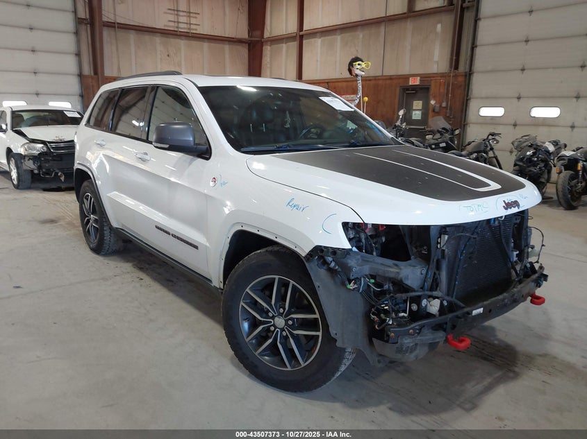 JEEP GRAND CHEROKEE TRAILHAWK 4X4