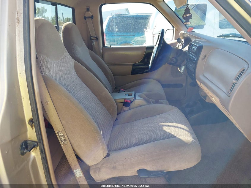 2000 Ford Ranger Xl/Xlt VIN: 1FTYR10V1YPB52561 Lot: 43507434