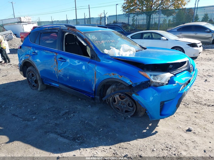 2017 TOYOTA RAV4 LE - JTMBFREV3HJ162470