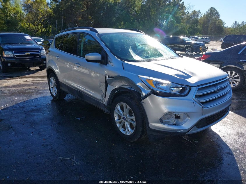 FORD ESCAPE SE
