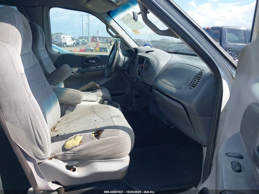 1FTRX17W2YNB72063 2000 FORD F-150 photo no. 5